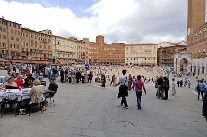 Siena - Curva di San Martino